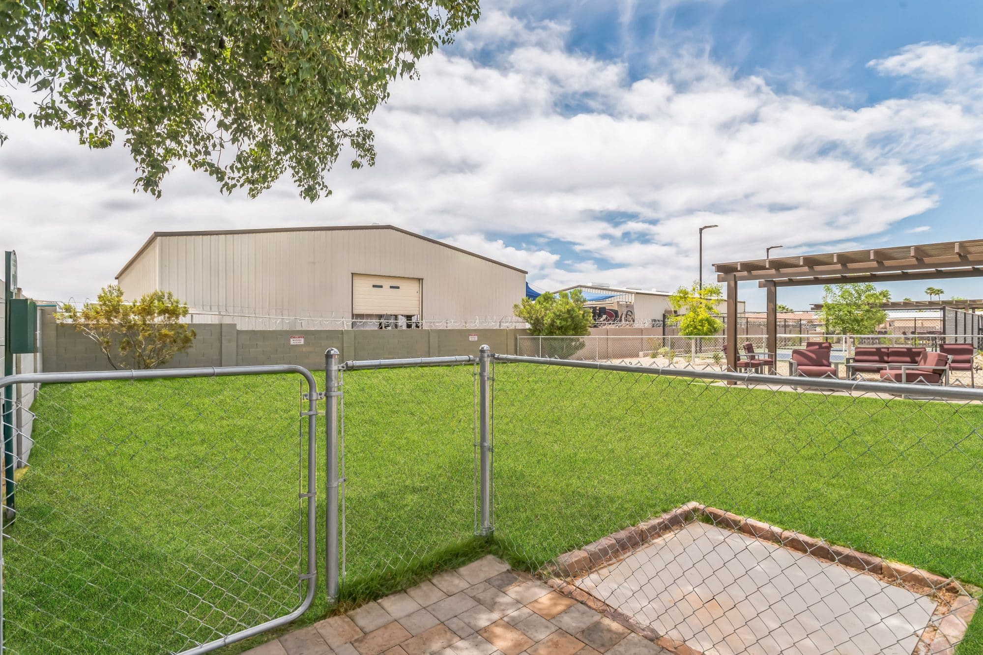 EDIT 4000x2666 146 N Merrill Rd Apache Junction AZ 85120 USA ThuApr2520241714035652812